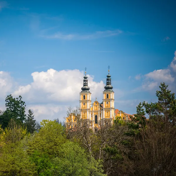 basilika-mariatrost-c-graz-tourismus-harry-schiffer_01.jpg